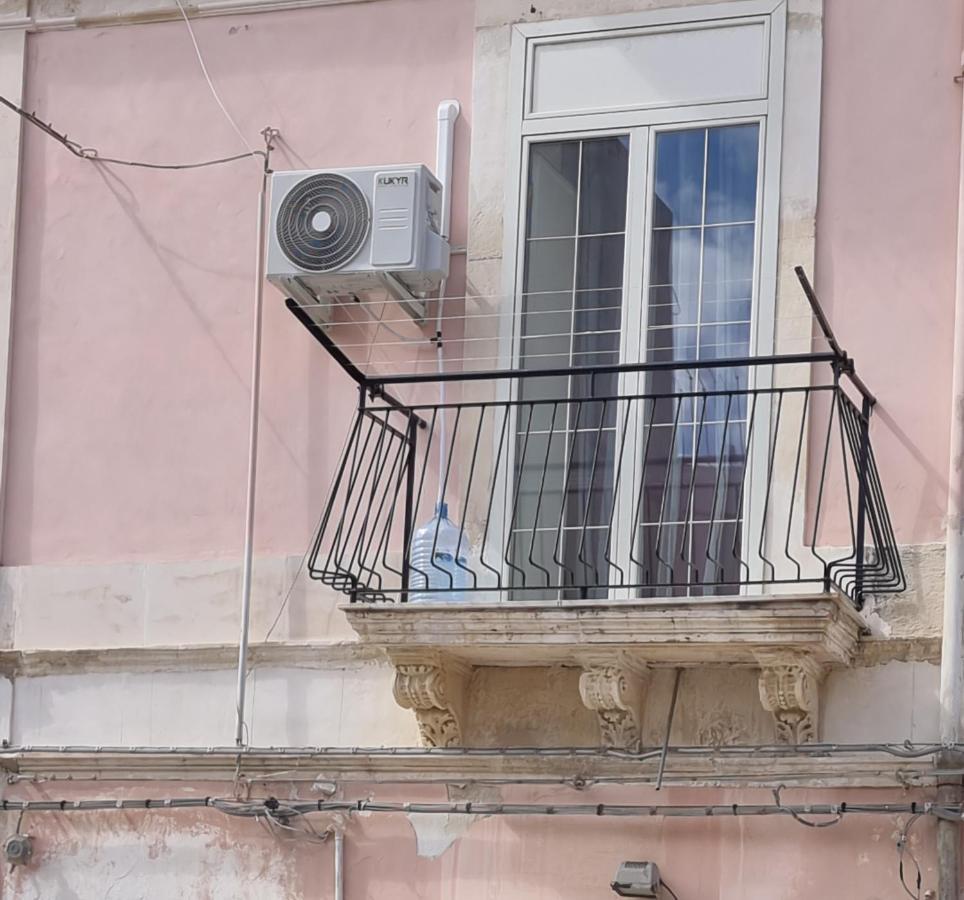 Residenza Giuseppina Vila Syracuse Exterior foto